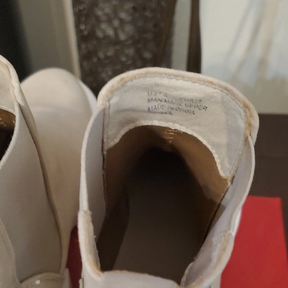 Stylish Beige Ankle Booties - Picture 4 of 5